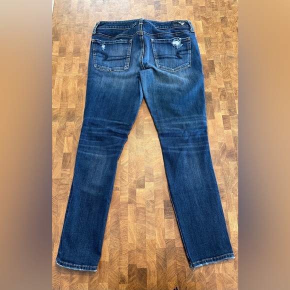 American Eagle Distressed Jegging - Picture 3 of 4